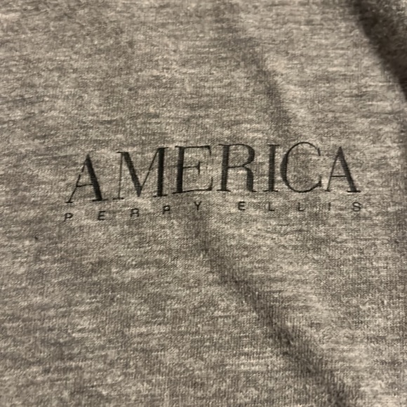 Perry Ellis Shirt - Picture 2 of 4